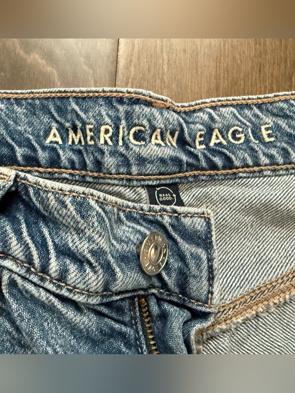 American Eagle Super High Rise Baggy Wide Leg Jeans - Picture 3 of 7